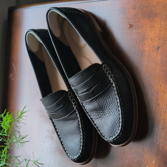 Sperry Seaport Penny Loafer Black Leather Slip-On - Picture 2 of 5